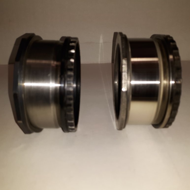 VW Pinion brg, left is std, right is .004 oversized.jpg